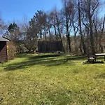 Cozy Close To Forest And Prázdninový dům Hasle