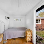 Cozy Close To Forest And *
