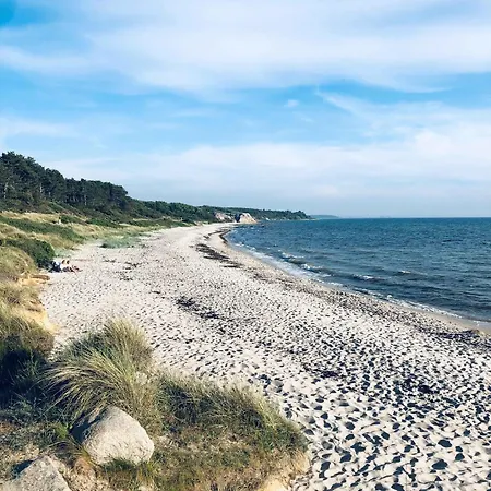 Cozy Close To Forest And Hasle