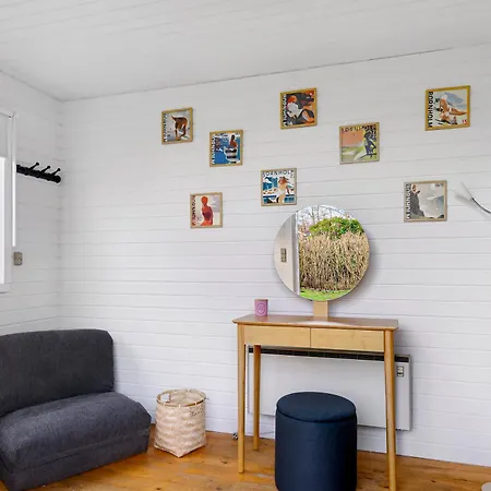 Cozy Close To Forest And * Hasle