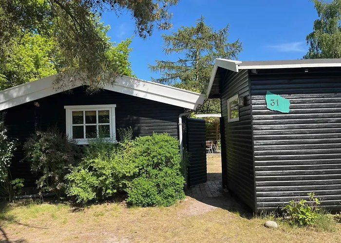 Cozy Close To Forest And Ferienhaus Hasle